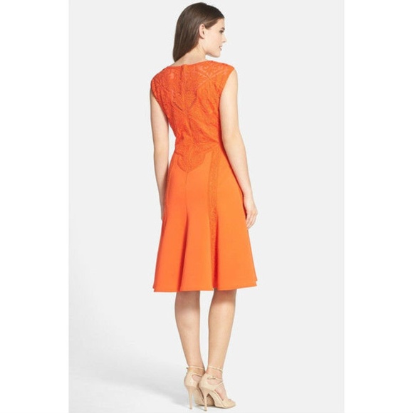 ❌SOLD❌ [Tadashi Shoji] Embroidered Neoprene Dress - Picture 8 of 8